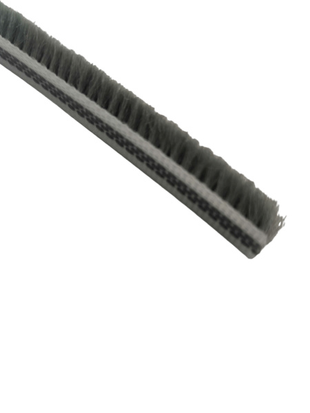 Уплотнитель щеточный 7 6 мм 1