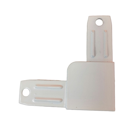 уголок мет бел