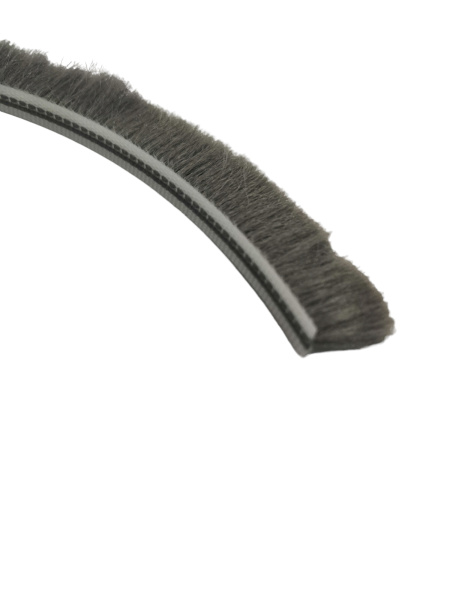уплотнитель щеточный 5 12 для МС Provedal 6м
